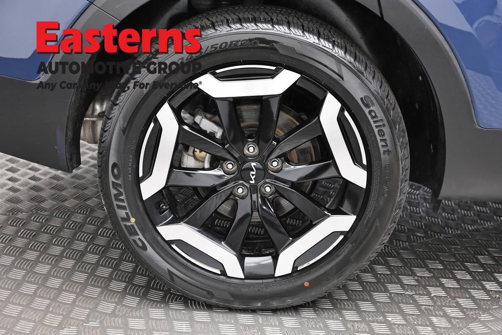 Used 2025 Kia Telluride S FWD image 31