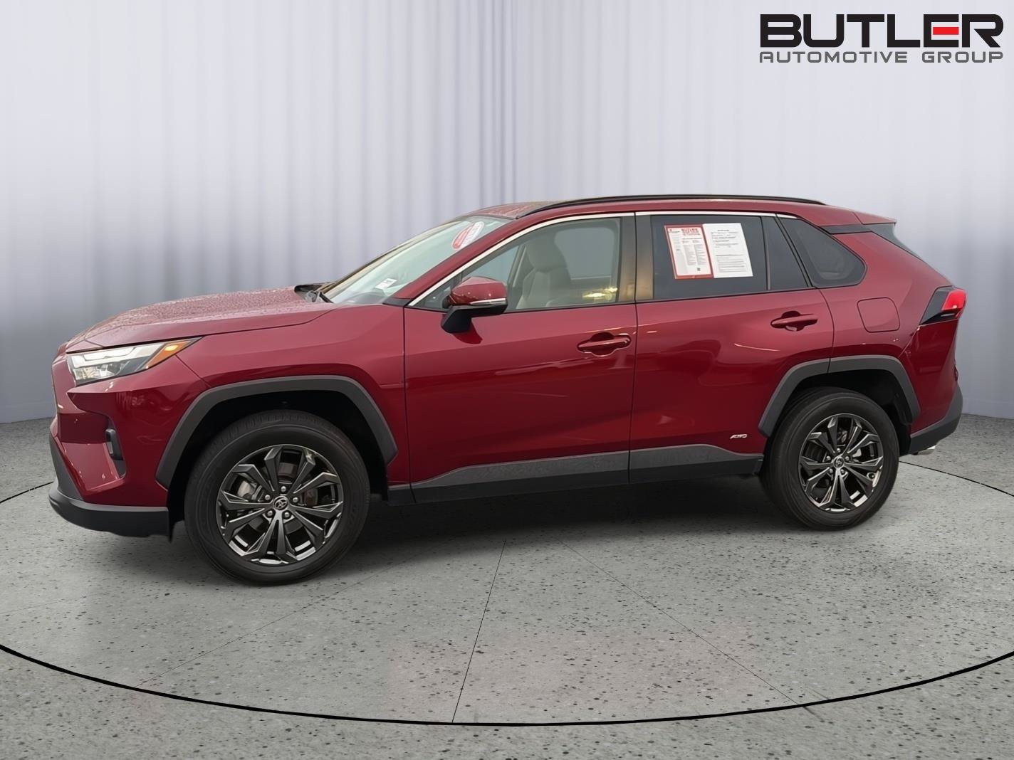 Certified 2023 Toyota RAV4 XLE Premium AWD/4WD image 3