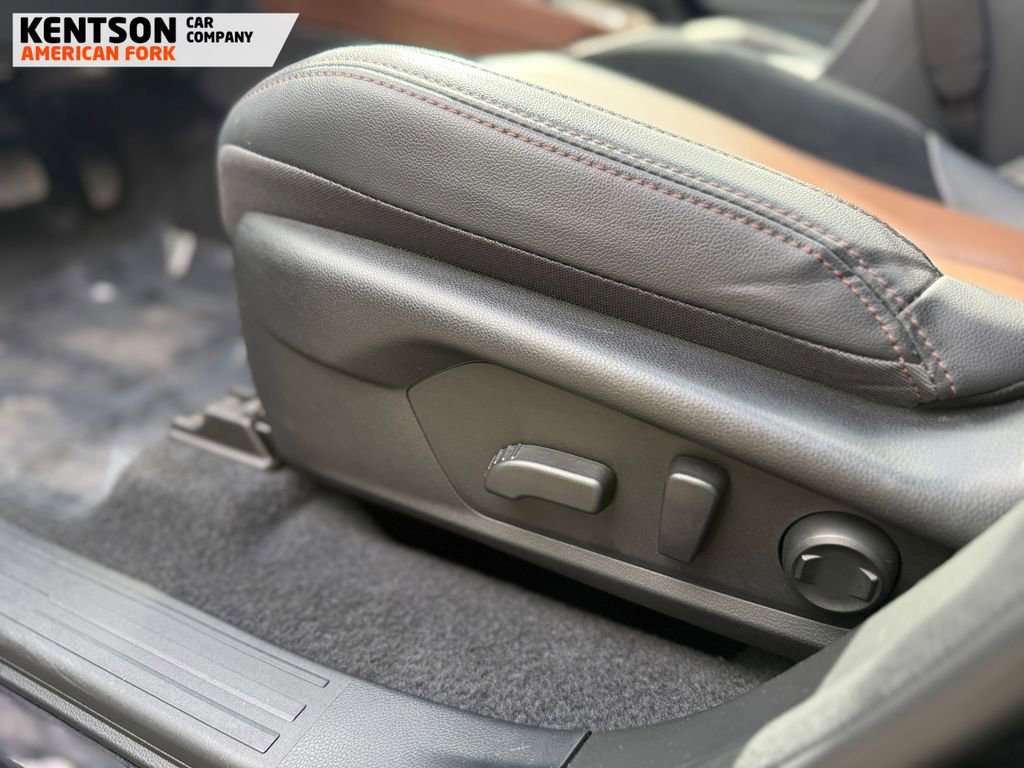 Used 2025 Subaru Forester Touring image 36