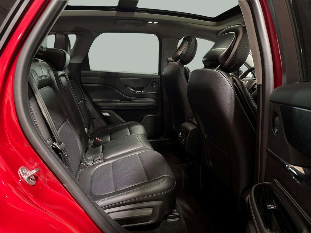 Used 2020 Lincoln Corsair Reserve w/ Equipment Group 202A image 26