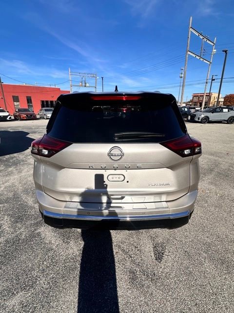 Certified 2024 Nissan Rogue Platinum w/ Platinum Premium Package image 11