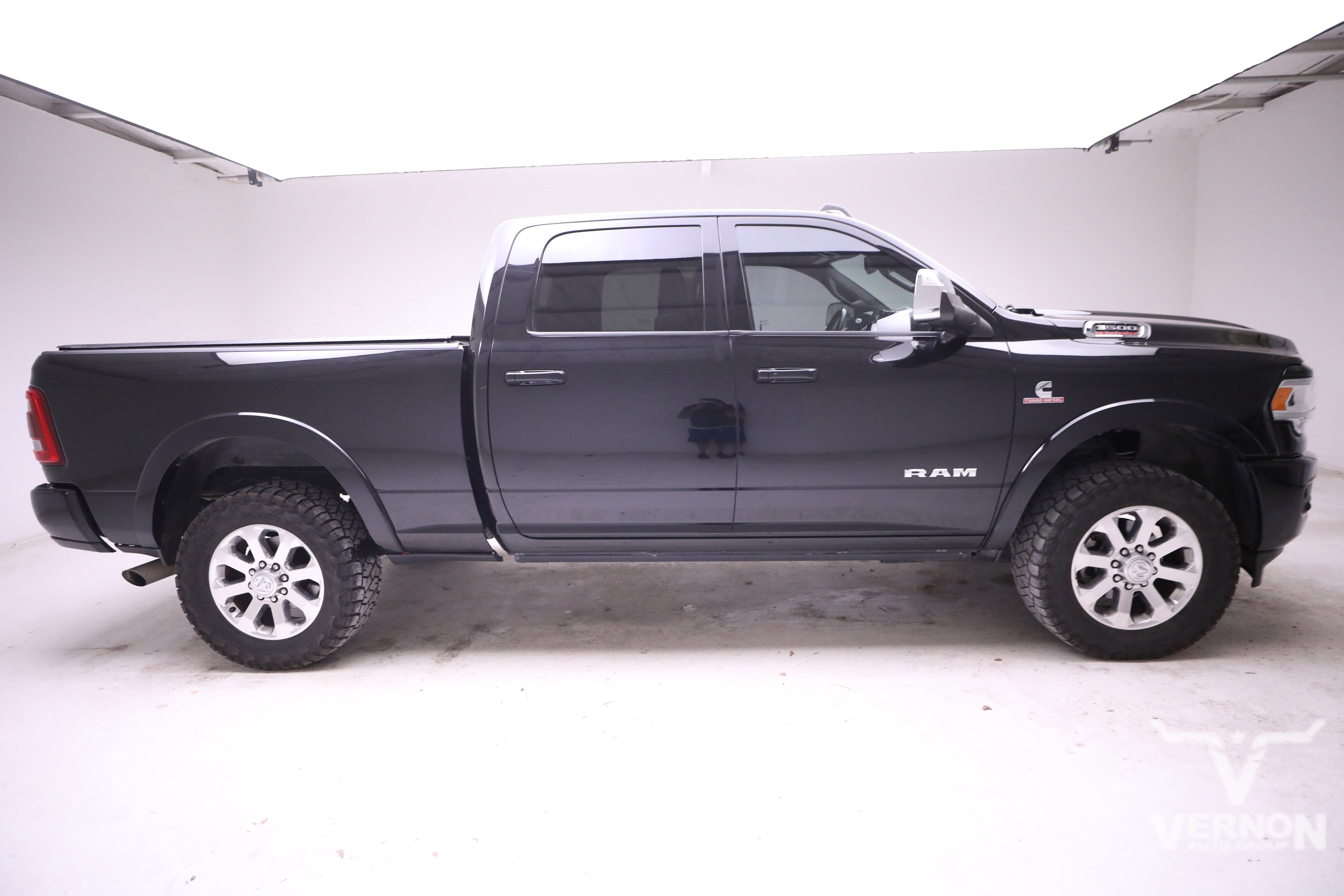 Used 2019 RAM 3500 Laramie image 5