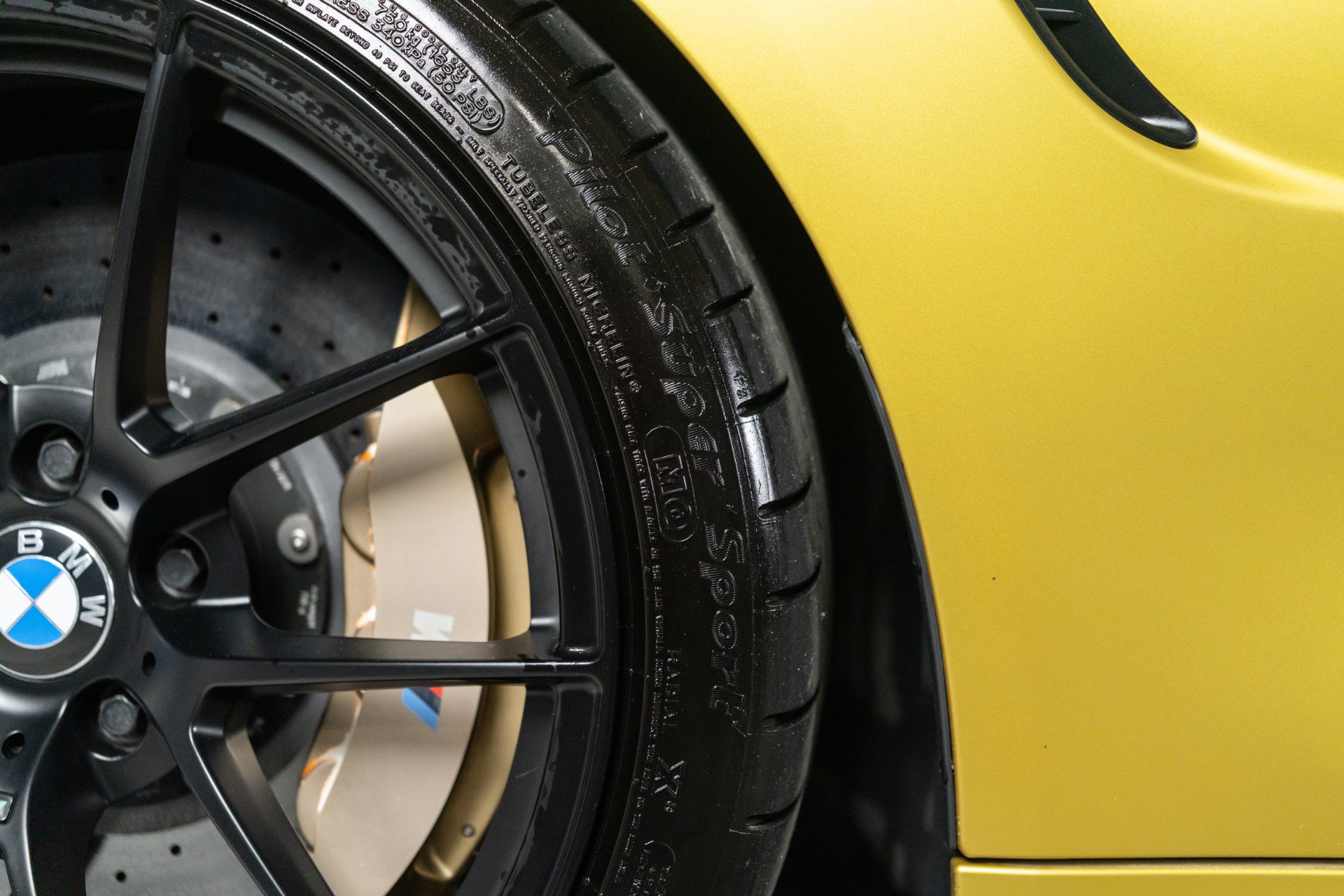 Used 2015 BMW M4 Coupe RWD image 5