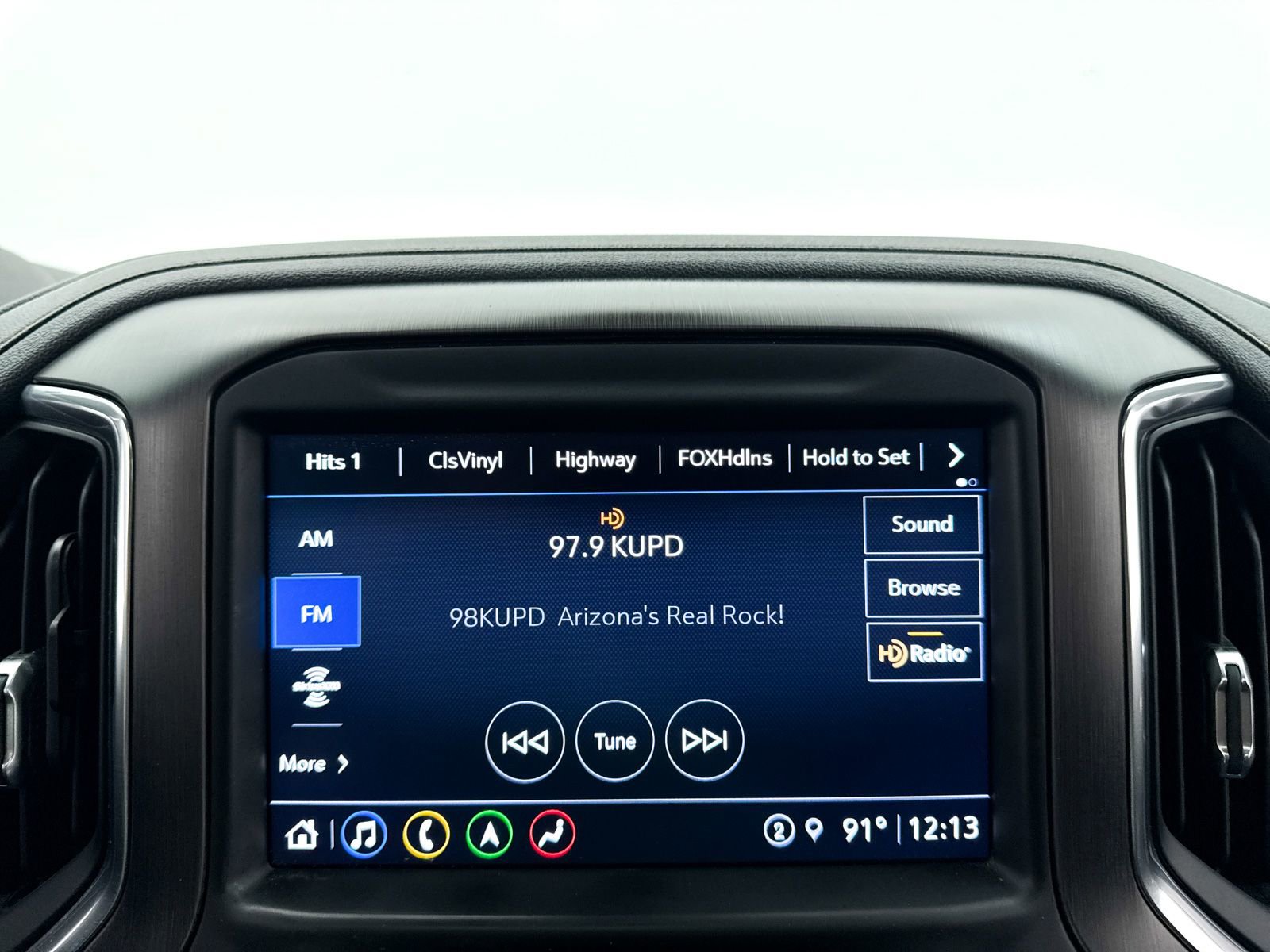 Used 2021 GMC Sierra 1500 AT4 w/ AT4 Value Package image 6