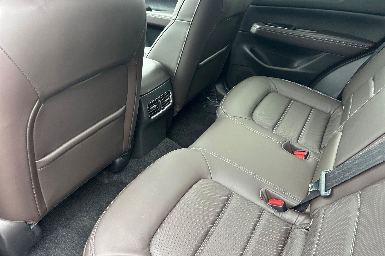 New 2025 MAZDA CX-5 Signature image 11