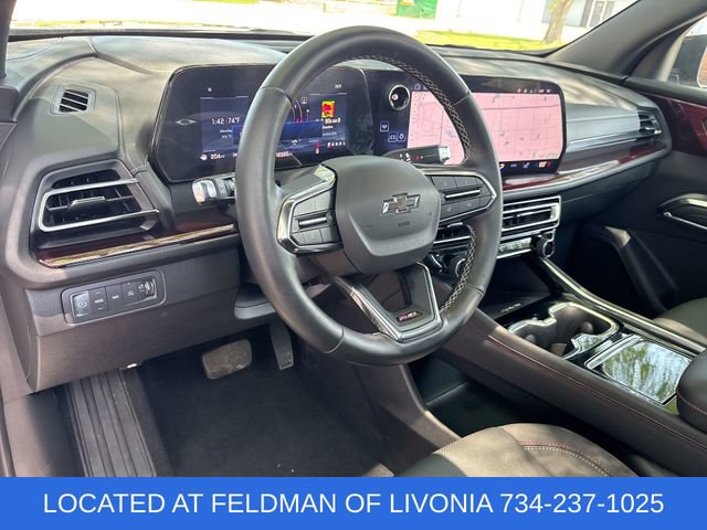 Certified 2025 Chevrolet Traverse Z71 w/ Driver Confidence Package AWD/4WD image 10