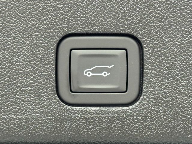 New 2025 Cadillac XT6 Premium Luxury w/ Technology Package image 38