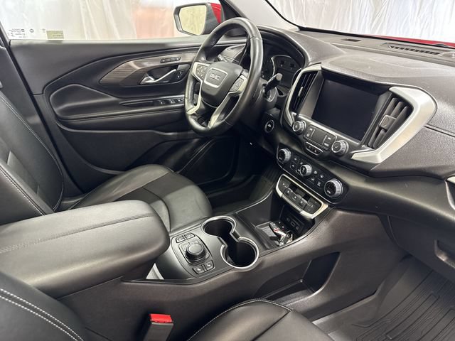Used 2023 GMC Terrain SLT w/ LPO, Floor Liner Package FWD image 28
