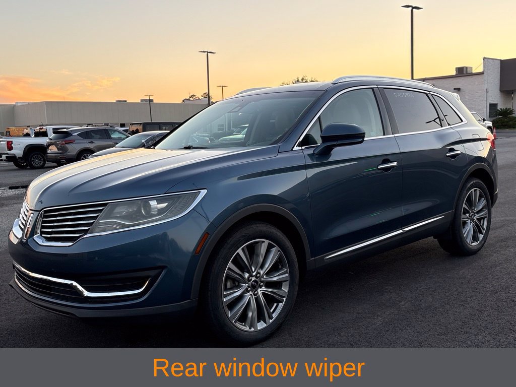 Used 2018 Lincoln MKX Reserve w/ Driver Assistance Package AWD/4WD image 7