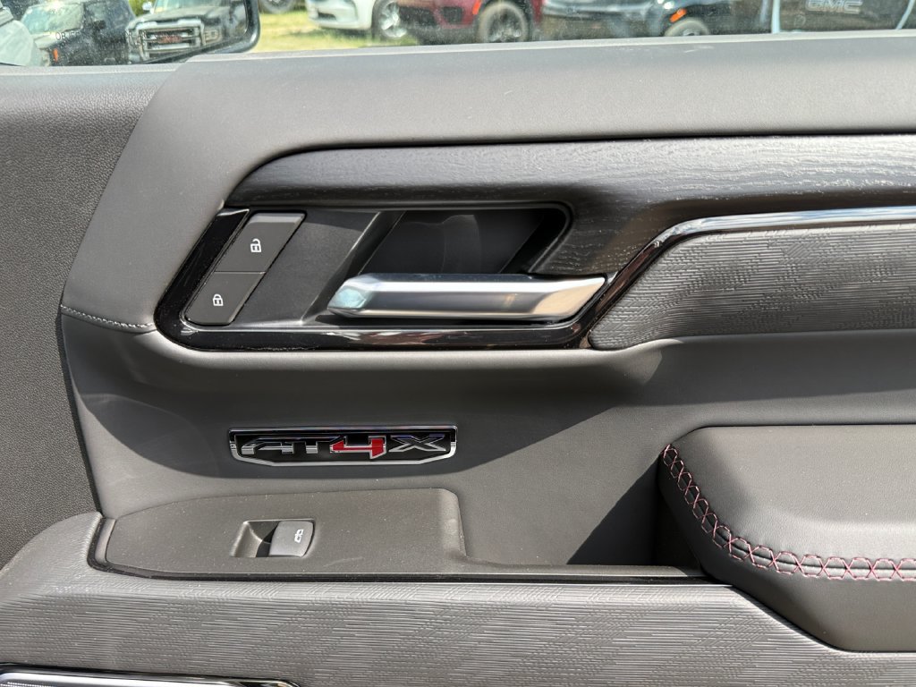 New 2026 GMC Sierra 1500 AT4X w/ LPO, Black Badging Package AWD/4WD image 35