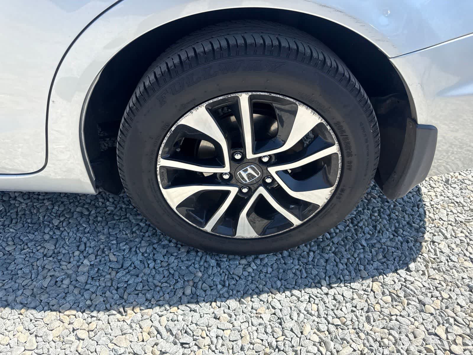 Used 2015 Honda Civic EX image 10
