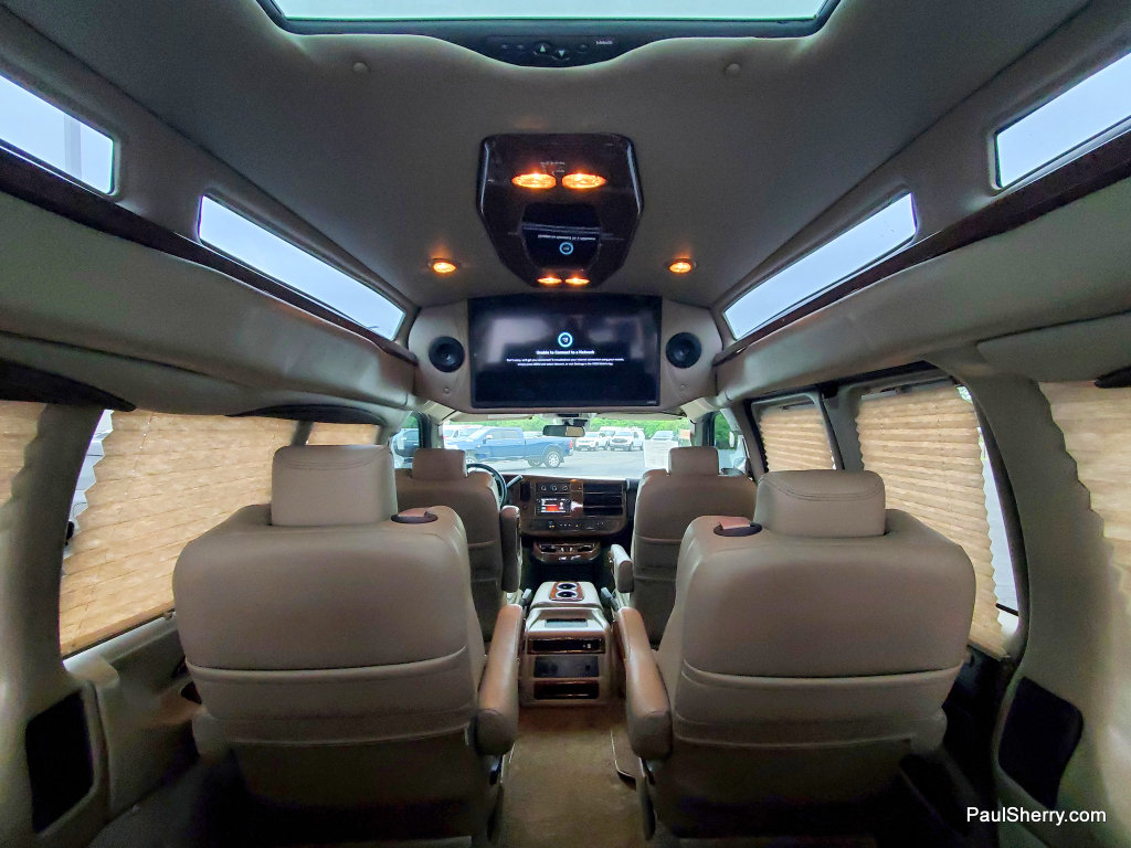 Used 2021 GMC Savana 2500 RWD image 30