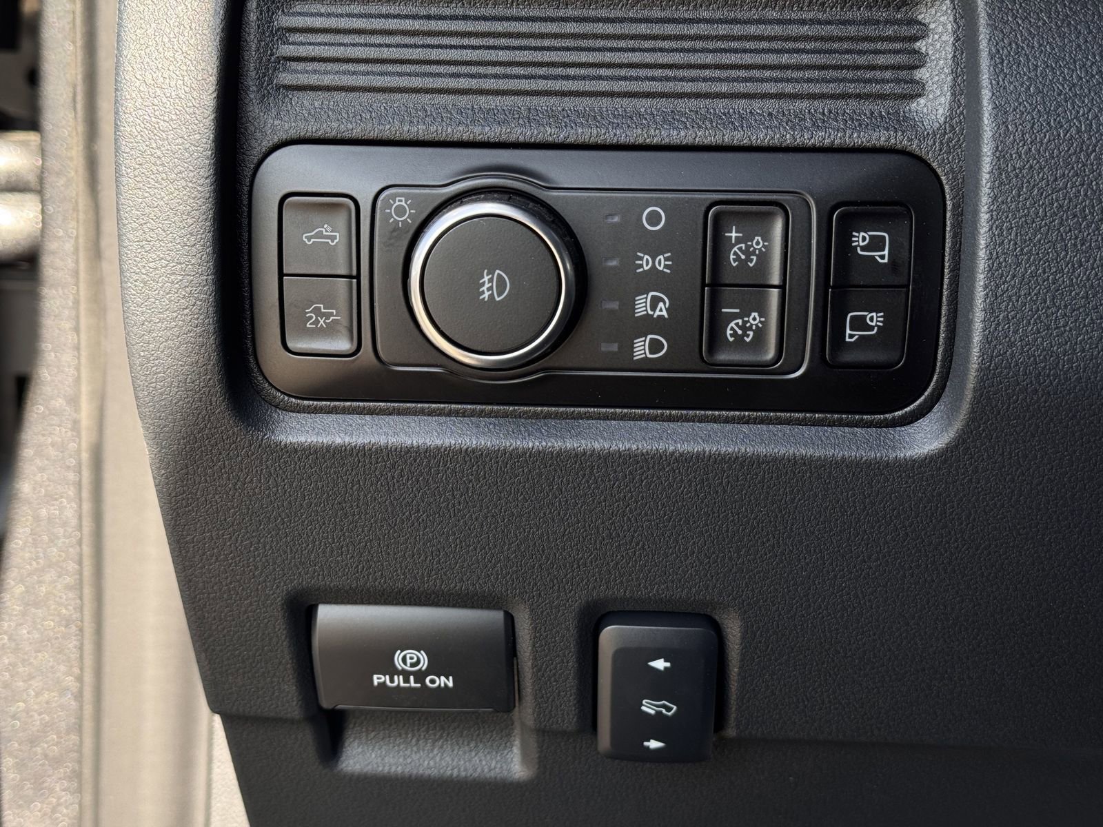 New 2026 Ford F250 Lariat image 22