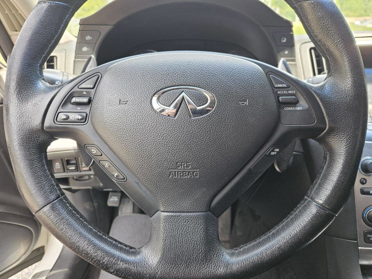 Used 2013 INFINITI G37 x Sedan w/ Premium Pkg AWD/4WD image 21