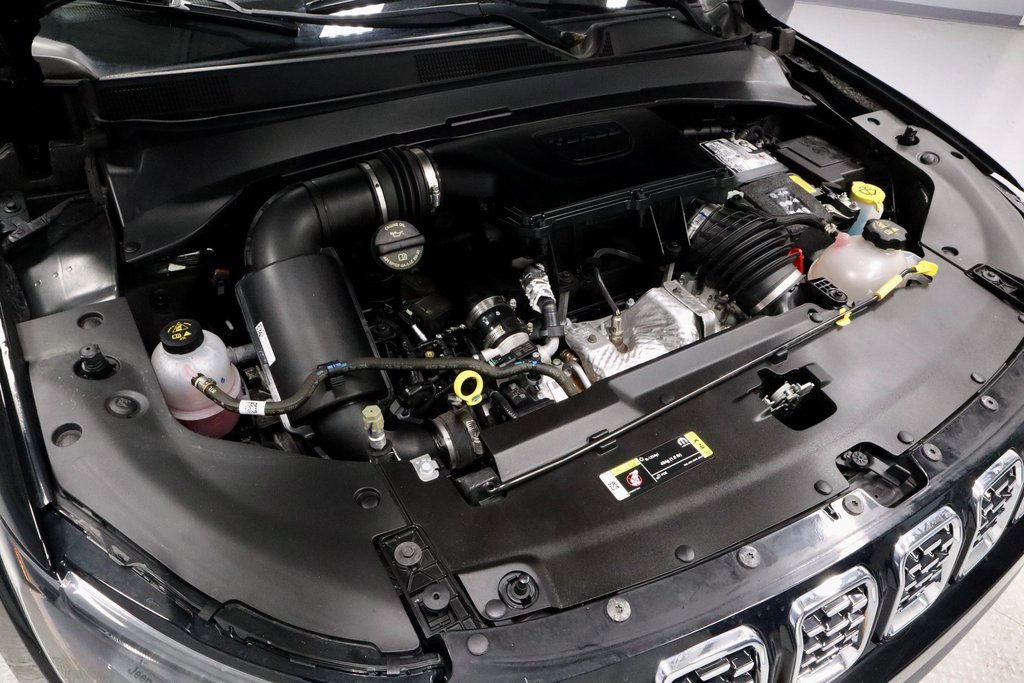 Used 2024 Jeep Compass Limited image 16