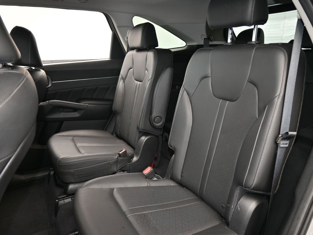 Used 2023 Kia Sorento SX image 34