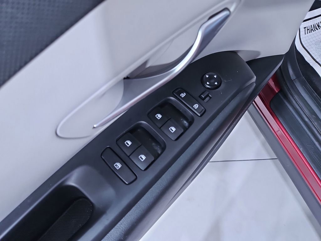 Used 2024 Hyundai Tucson SE image 13