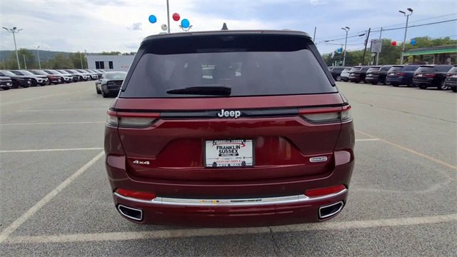 Certified 2024 Jeep Grand Cherokee Overland w/ Luxury Tech Group IV image 7