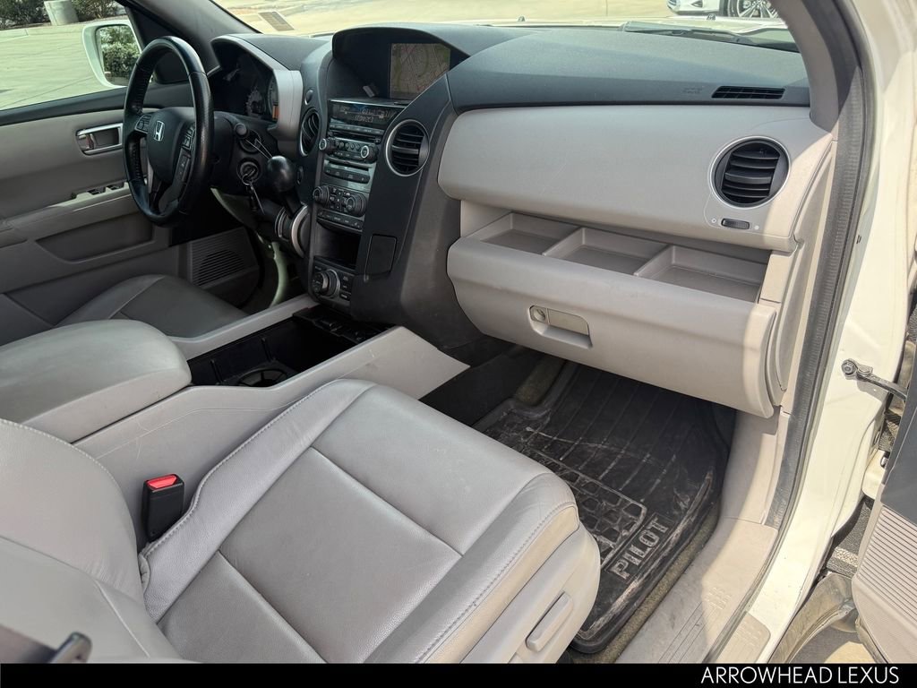 Used 2014 Honda Pilot Touring image 30