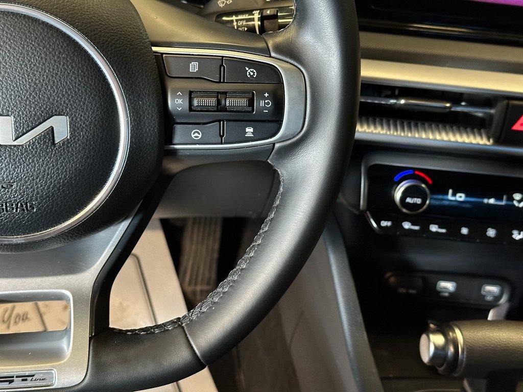 Used 2023 Kia K5 GT-Line w/ GT-Line Premium Package image 11