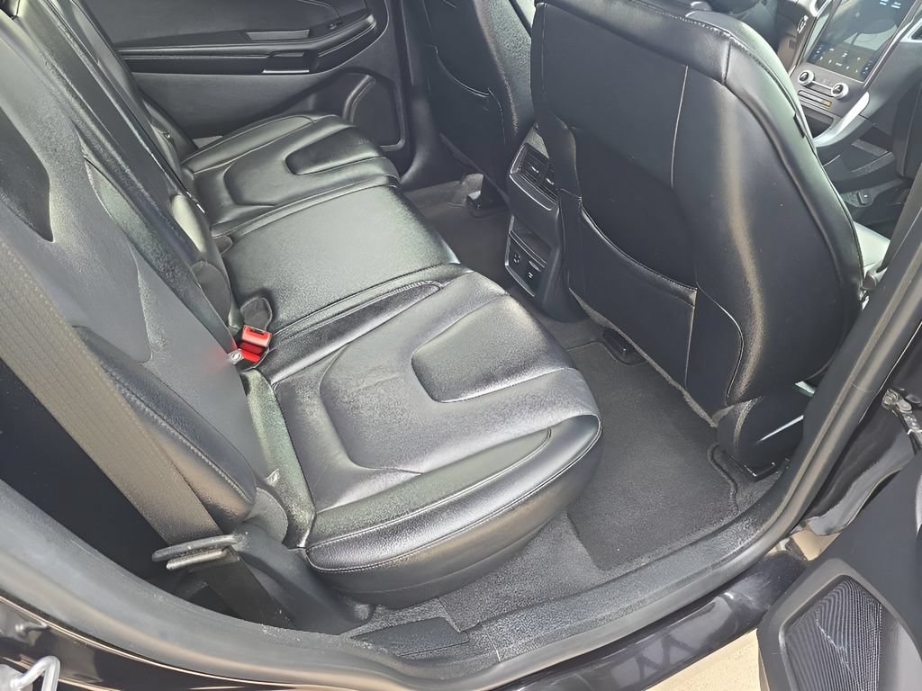 Used 2022 Ford Edge Titanium AWD/4WD image 34