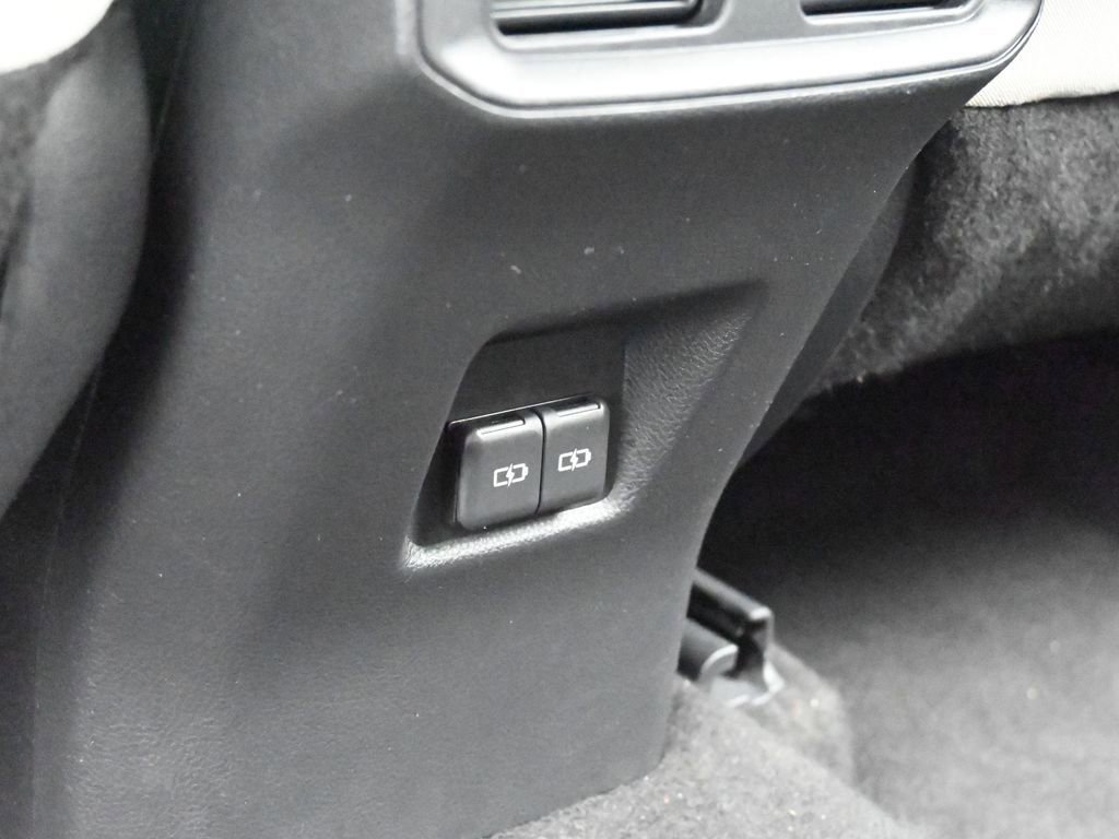 Used 2023 Toyota RAV4 XLE image 36