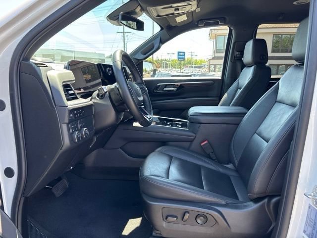 Used 2025 Chevrolet Tahoe Z71 AWD/4WD image 8
