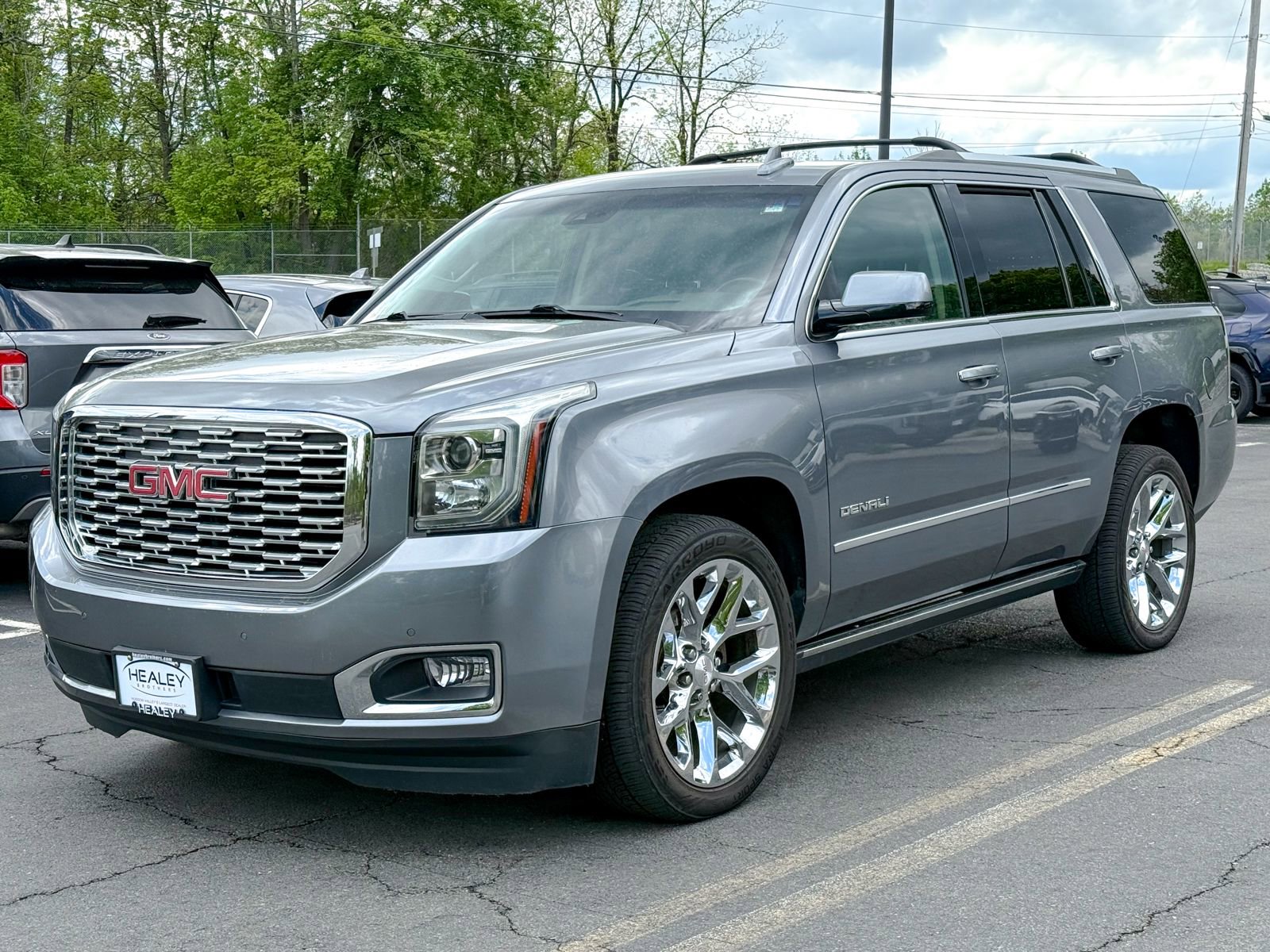 Used 2020 GMC Yukon Denali w/ Denali Ultimate Package AWD/4WD image 3
