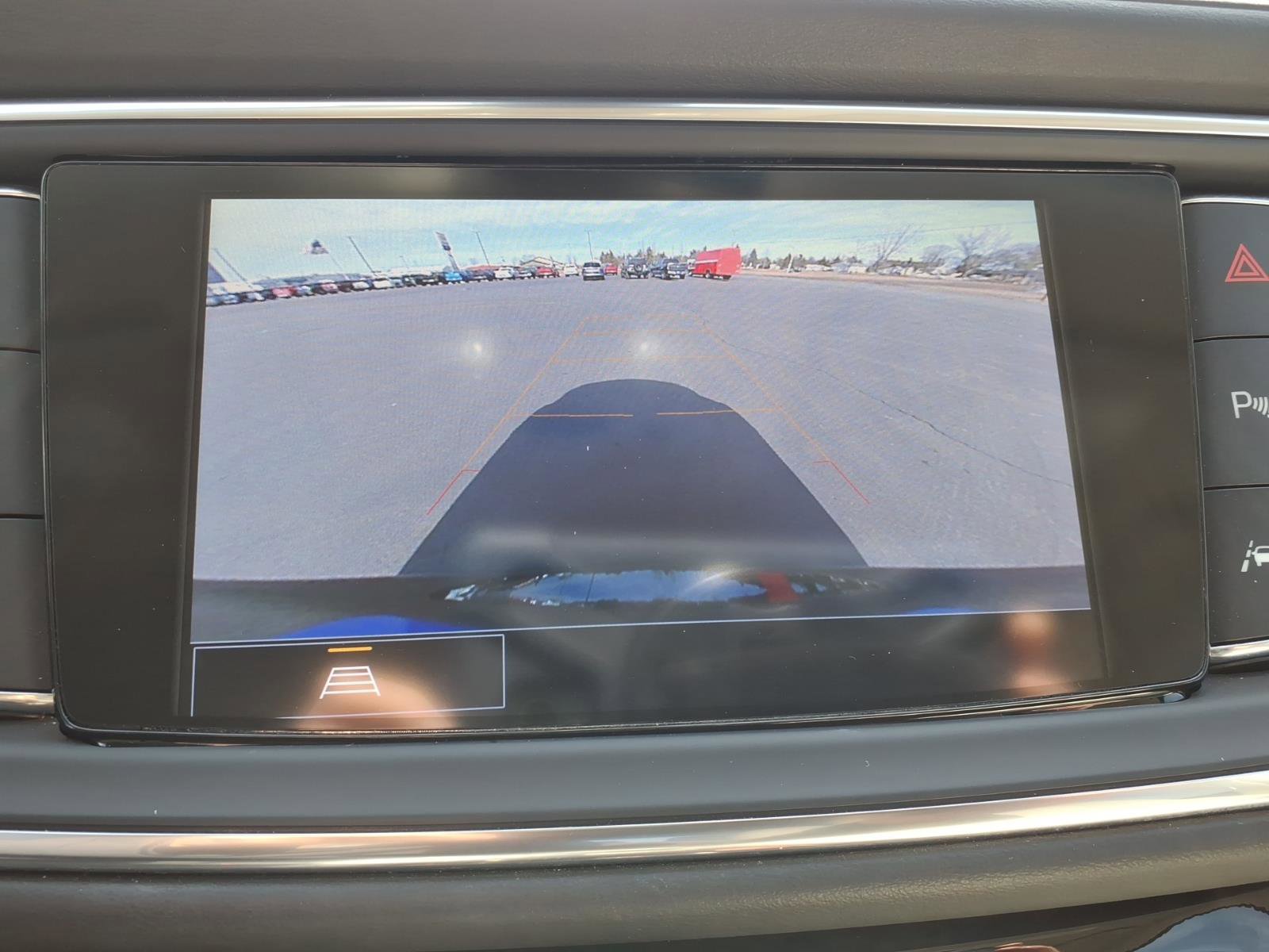 Certified 2023 Buick Enclave Essence image 20