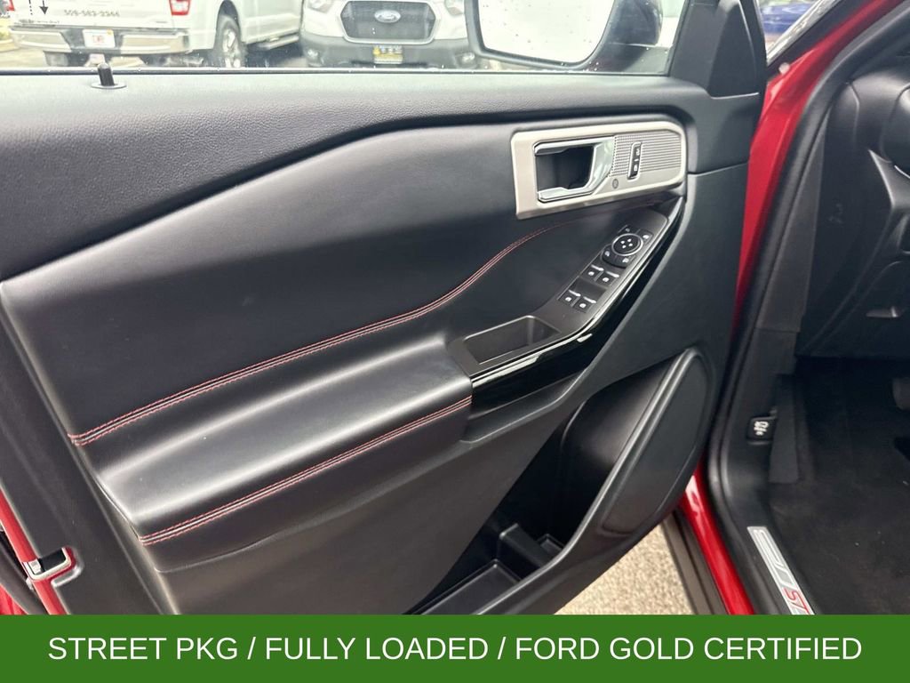 Certified 2024 Ford Explorer ST-Line w/ Class IV Trailer Tow Package AWD/4WD image 19