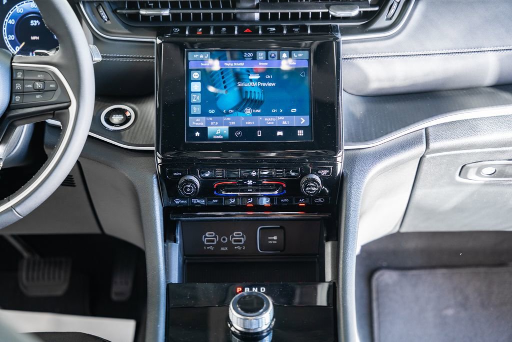 New 2025 Jeep Grand Cherokee Laredo X w/ Luxury Tech Group I image 21