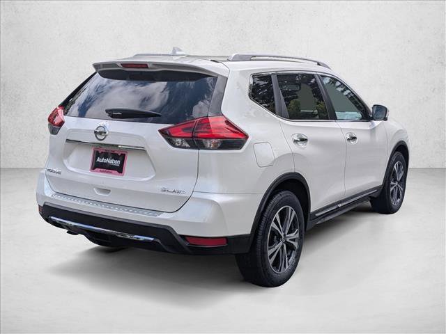 Used 2017 Nissan Rogue SL AWD/4WD image 5