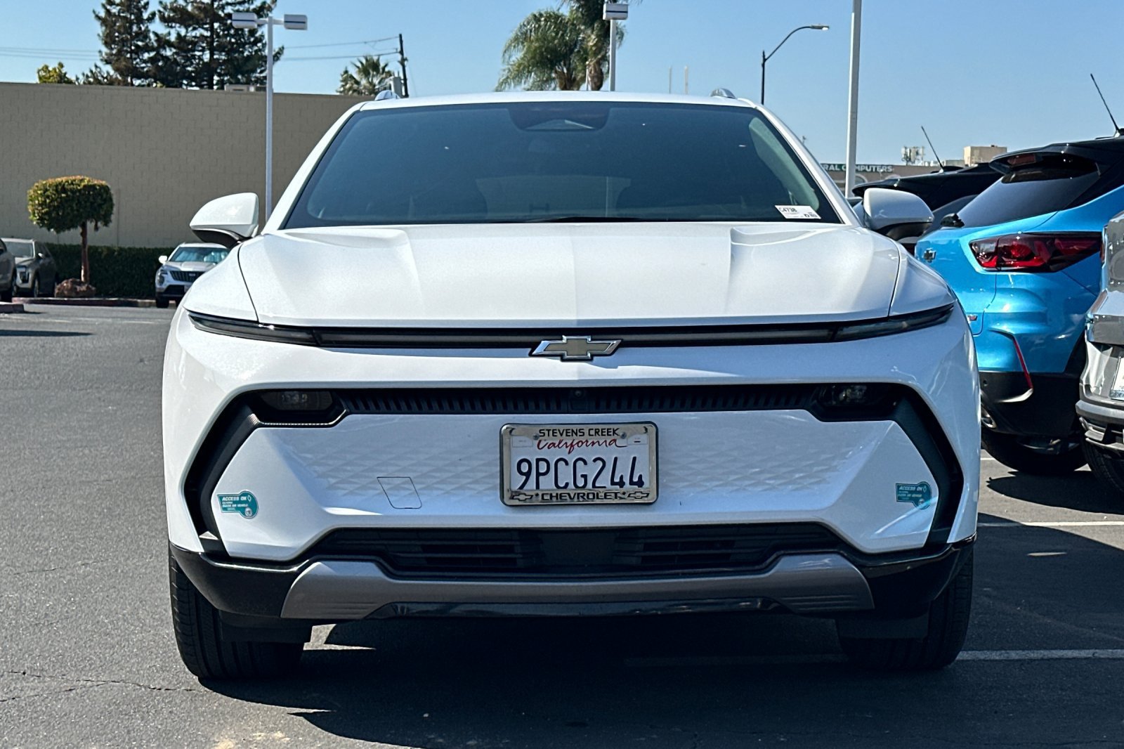 Used 2024 Chevrolet Equinox EV LT FWD image 10