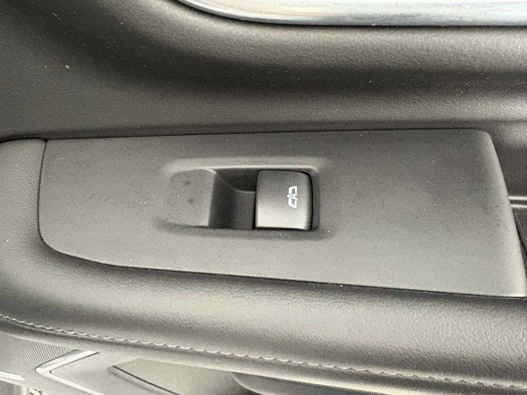 Used 2022 Chevrolet Tahoe Z71 image 37