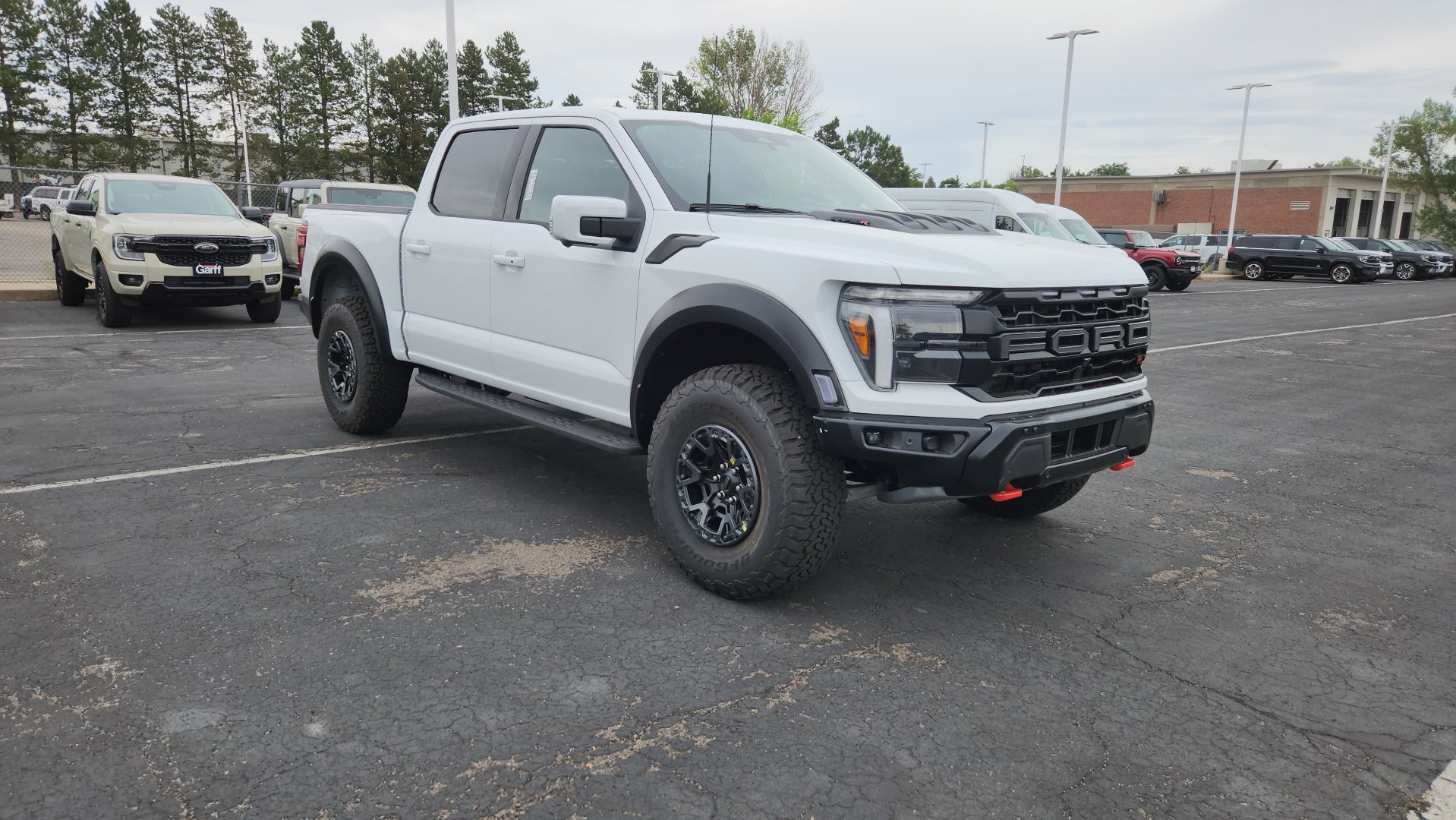 New 2026 Ford F150 Raptor w/ Equipment Group 803A Raptor R AWD/4WD image 9