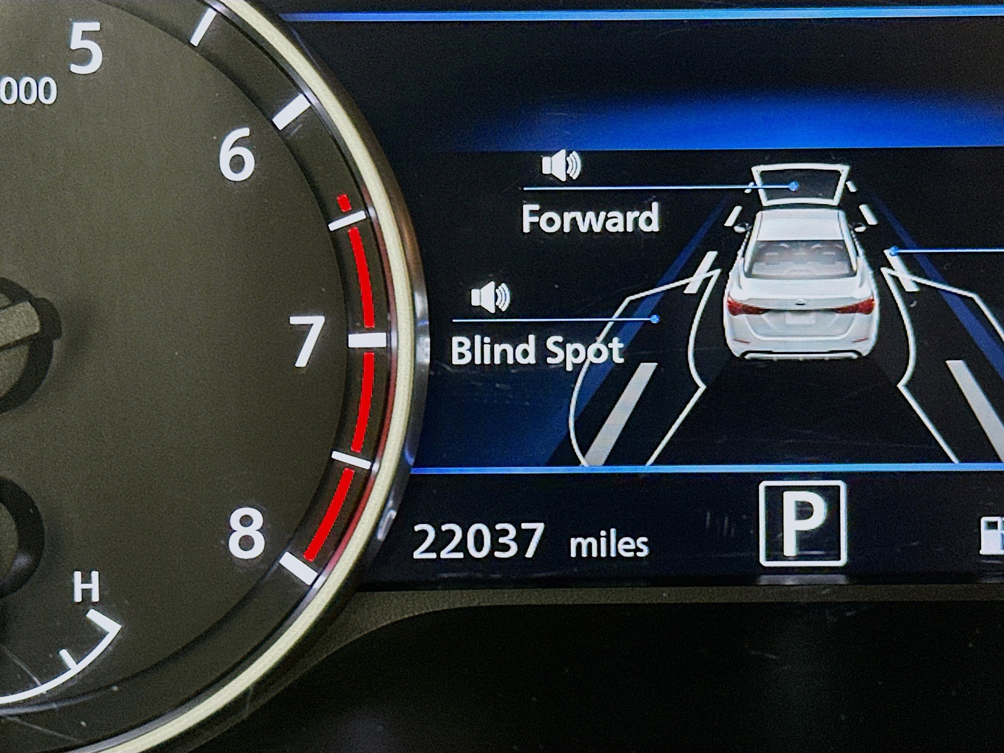 Used 2025 Nissan Sentra SV FWD image 19