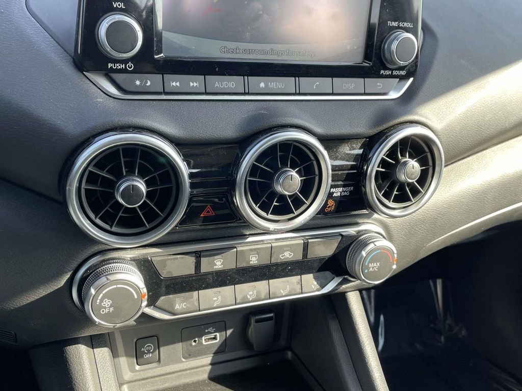 Used 2025 Nissan Sentra S image 26