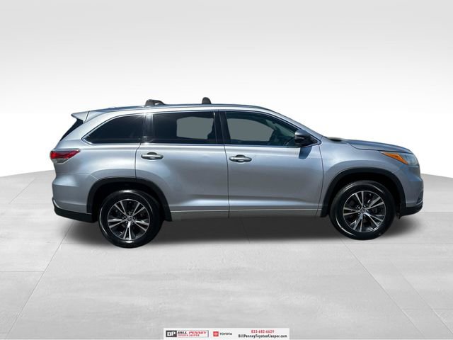 Used 2016 Toyota Highlander XLE FWD image 6