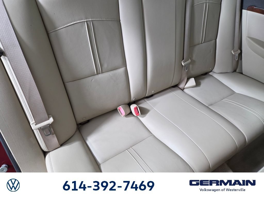 Used 2008 Saturn Aura XR w/ Premium Trim Package FWD image 16