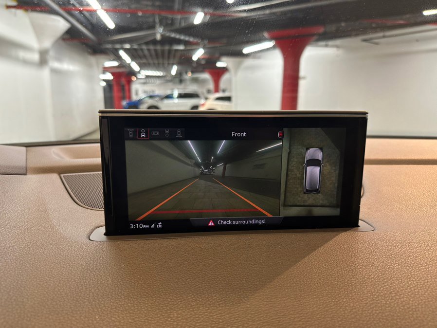 Used 2018 Audi Q7 3.0T Prestige w/ Prestige Package image 11