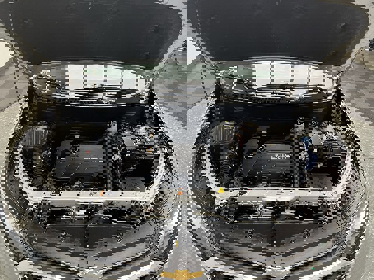 Used 2018 Chevrolet Equinox LS image 23