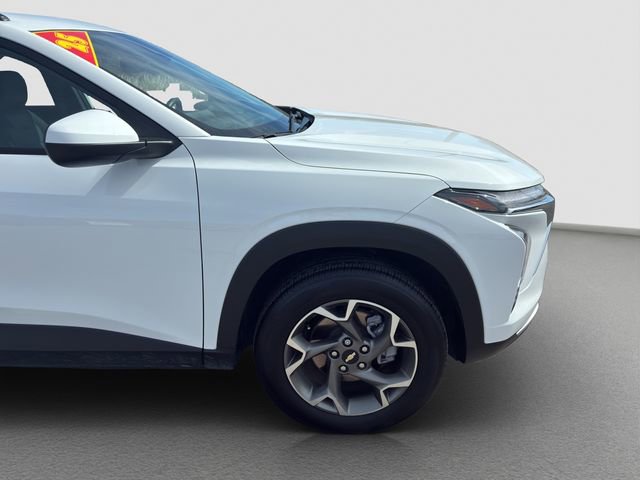 Used 2025 Chevrolet Trax LT w/ Driver Confidence Package image 11