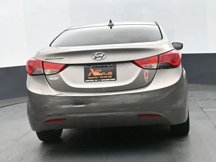 Used 2012 Hyundai Elantra GLS w/ Preferred Pkg 3 FWD image 8