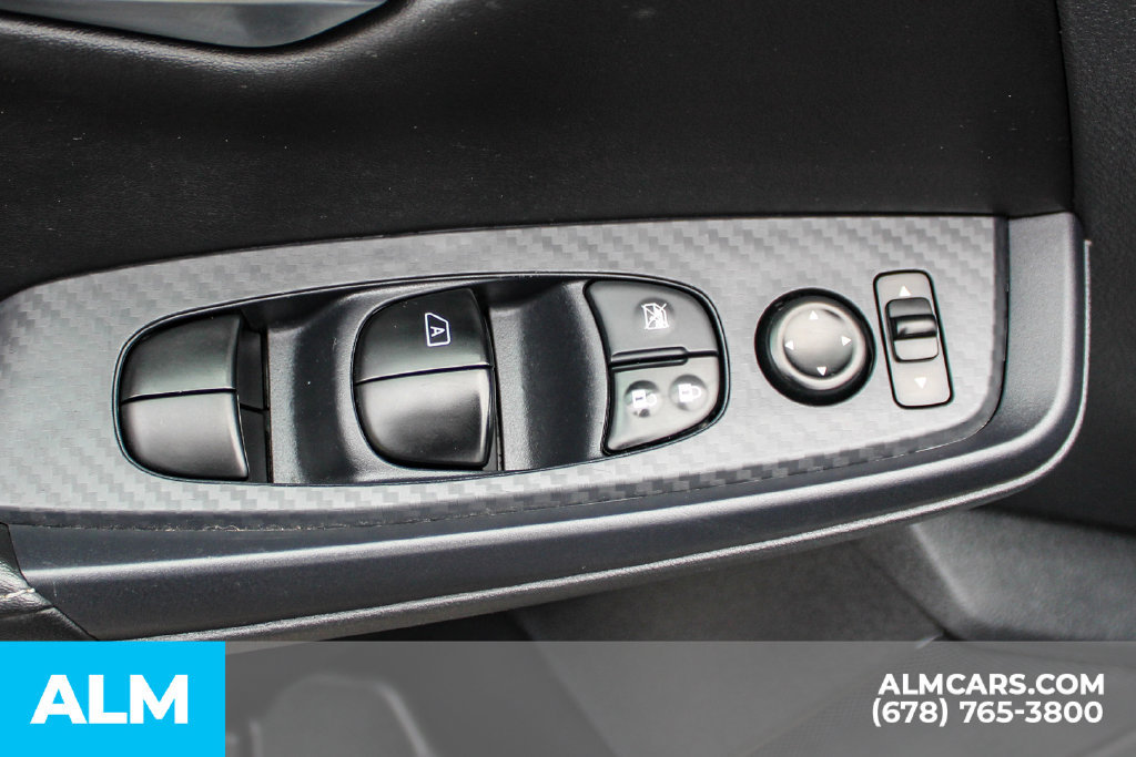 Used 2024 Nissan Sentra SV FWD image 38
