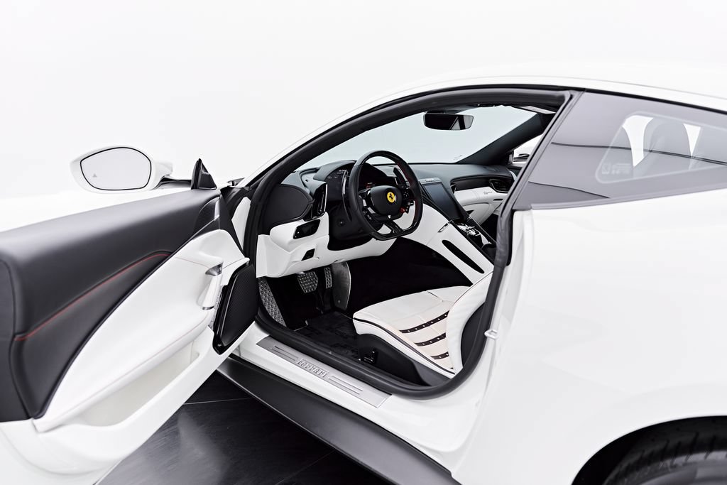 Used 2022 Ferrari Roma RWD image 42