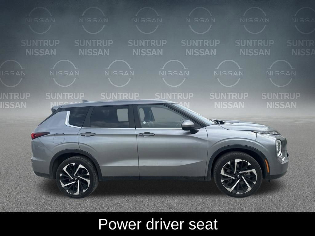 Used 2024 Mitsubishi Outlander SE image 7