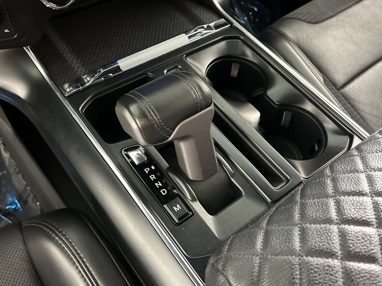 Used 2023 Ford F150 Raptor w/ Raptor 37 Performance Package AWD/4WD image 17