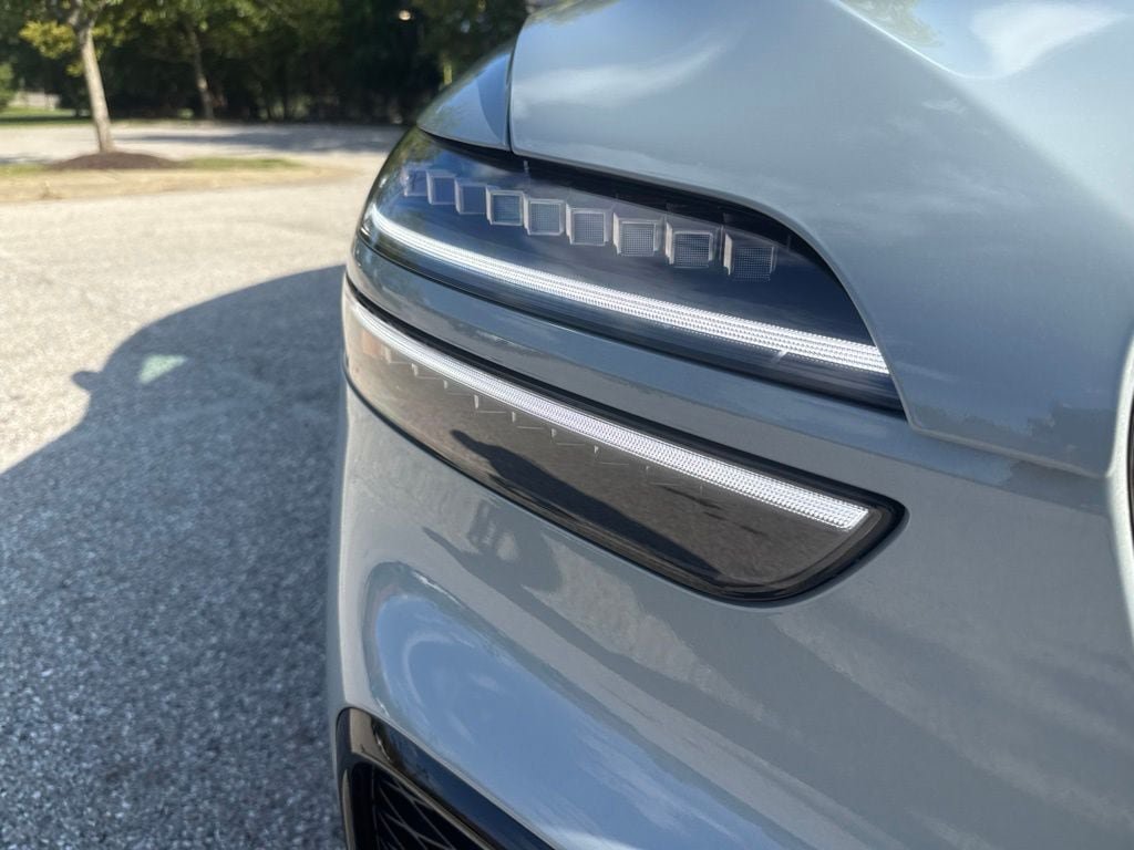 New 2027 Genesis GV70 2.5T Sport Prestige AWD/4WD image 35