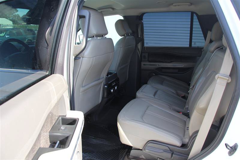 Used 2020 Ford Expedition Limited AWD/4WD image 23