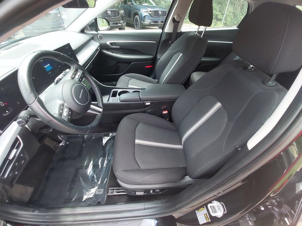 Certified 2025 Hyundai Sonata SEL FWD image 15